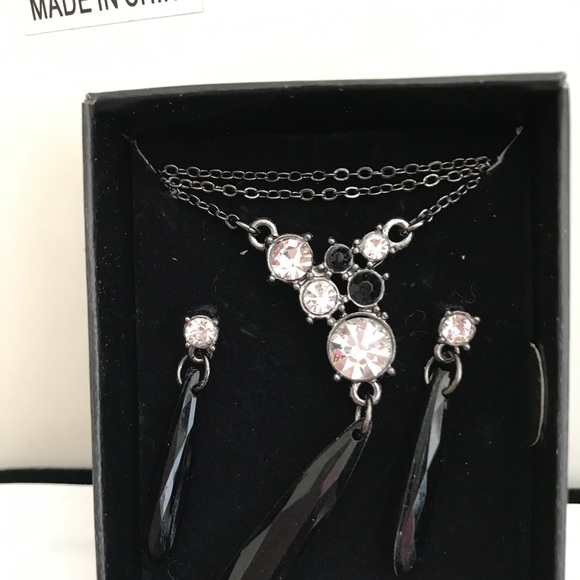 Gift Set - Picture 6 of 6